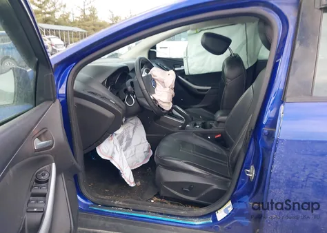 2013 Ford Focus Se from USA, damaged, VIN 1FADP3K29DL342764